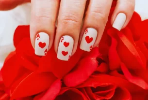 Adesivos artesanais para unhas: 7 designs para se inspirar
