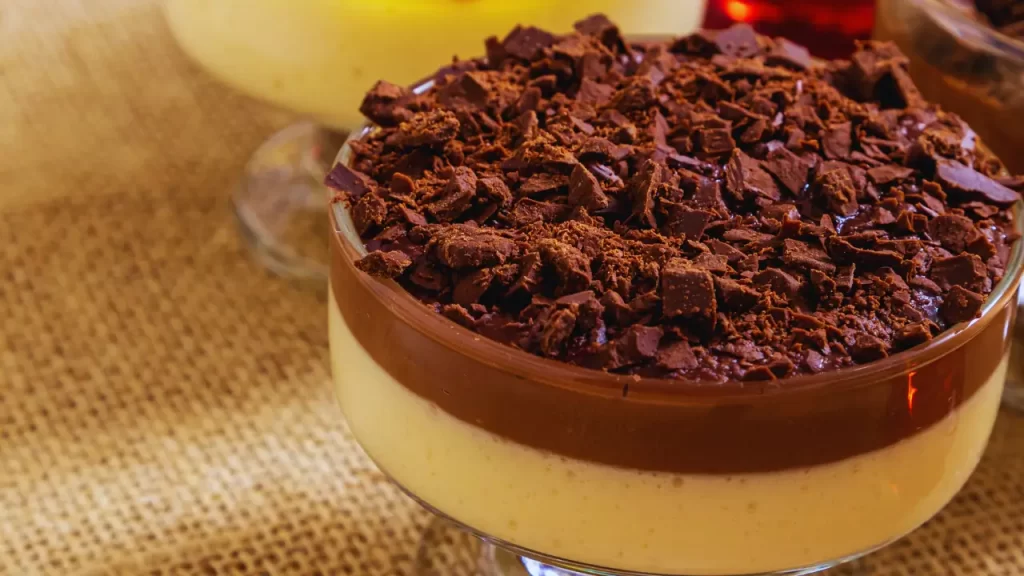 Copinho de Chocolate com Mousse de Maracujá, receitas de chocolate deliciosa