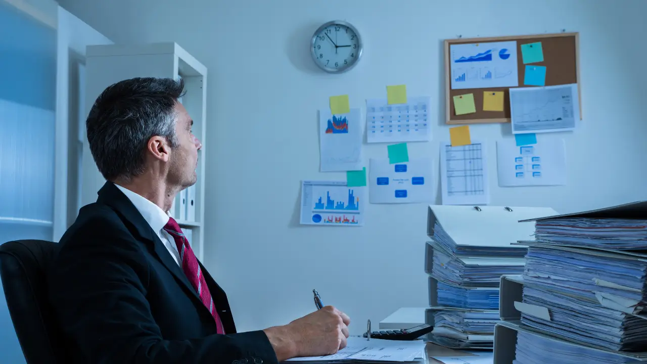 Escala 6x1 dos trabalhadores: Entenda Como Funciona e Seus Direitos